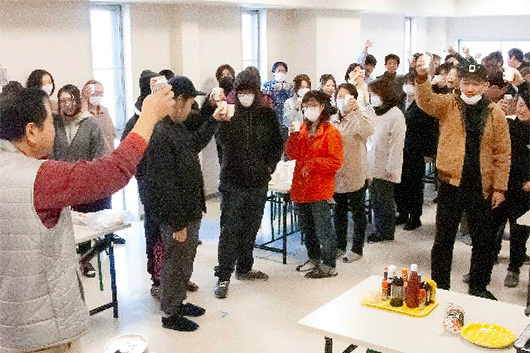 年末恒例の納会とお歳暮抽選会